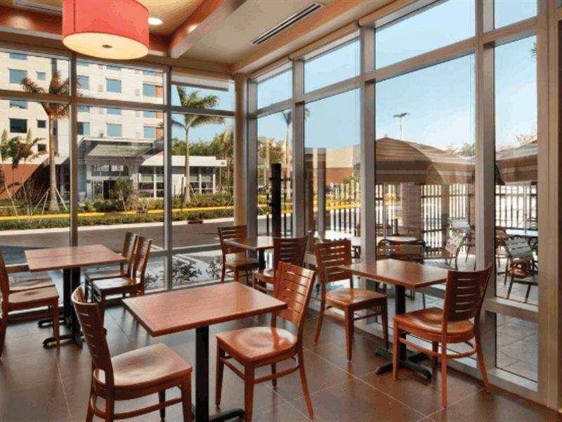 Hyatt Place Fort Lauderdale Airport/Cruise Port Dania Beach Kültér fotó